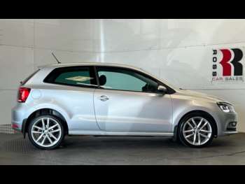 Used Volkswagen Polo 2015 for sale - 75134999: Photo