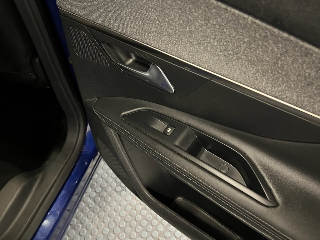 Used Peugeot 3008 2020 for sale - 76595857: Photo 18