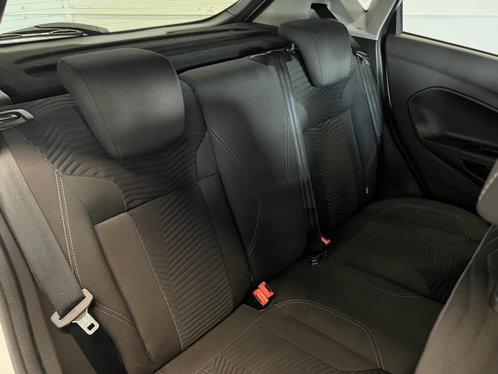 Used Ford Fiesta 2015 for sale - 76740071: Photo 17
