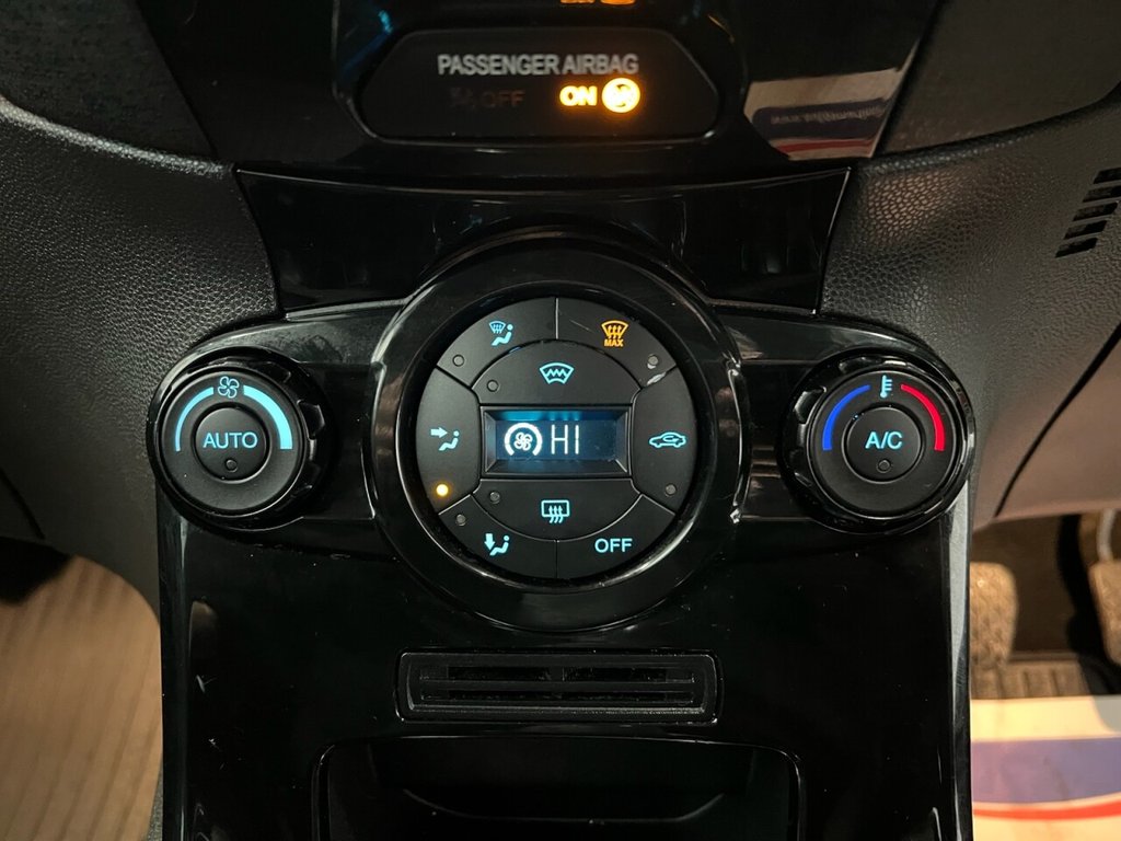 Used Ford Fiesta 2015 for sale - 76740071: Photo 25