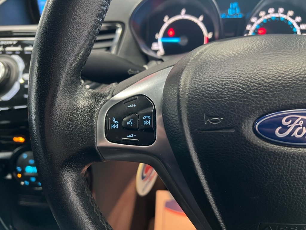 Used Ford Fiesta 2015 for sale - 76740071: Photo 31