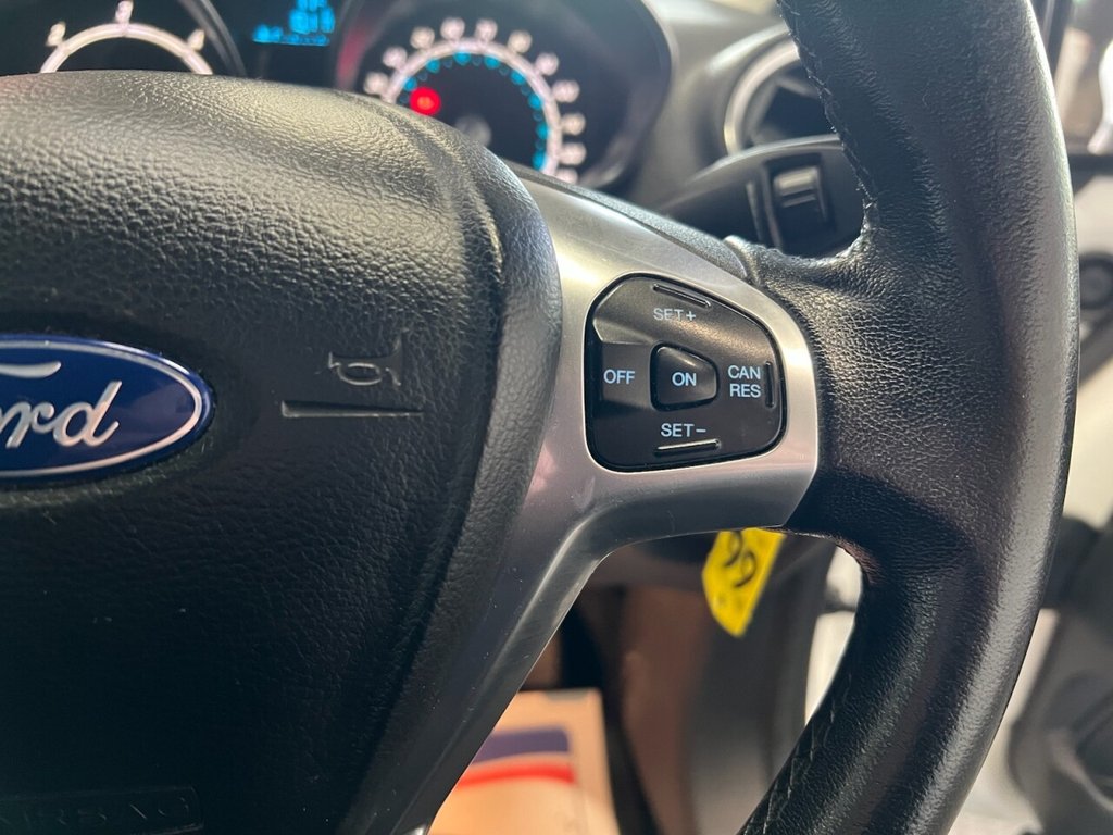 Used Ford Fiesta 2015 for sale - 76740071: Photo 32