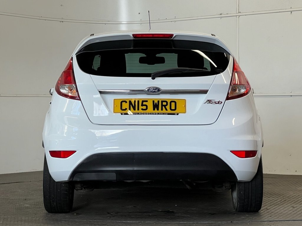 Used Ford Fiesta 2015 for sale - 76740071: Photo 4