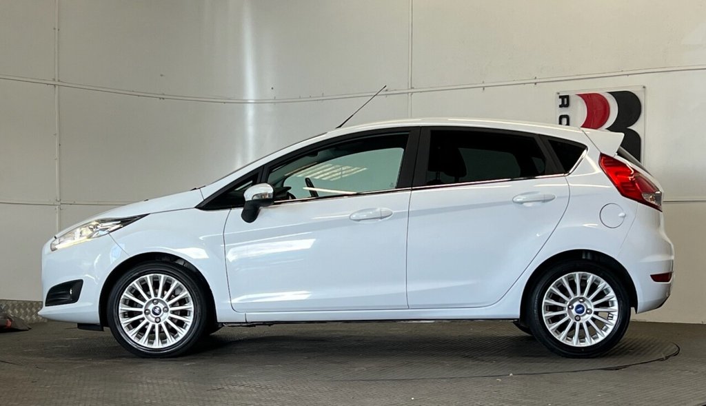 Used Ford Fiesta 2015 for sale - 76740071: Photo 6