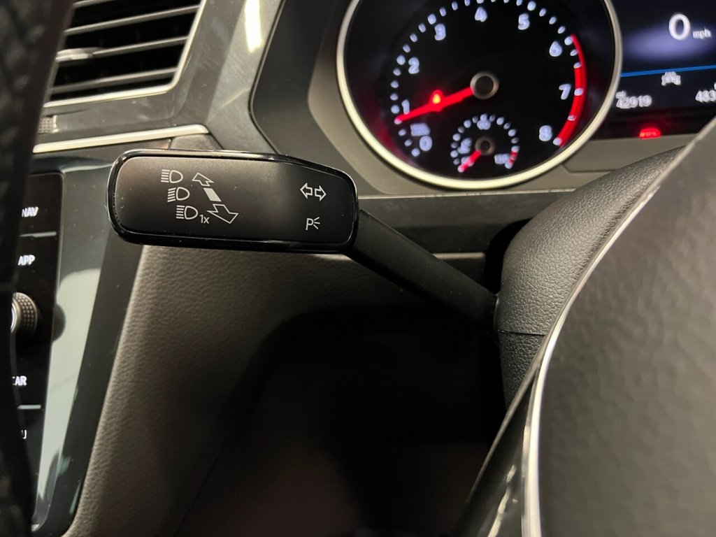 Used Volkswagen Tiguan 2020 for sale - 76367857: Photo 33