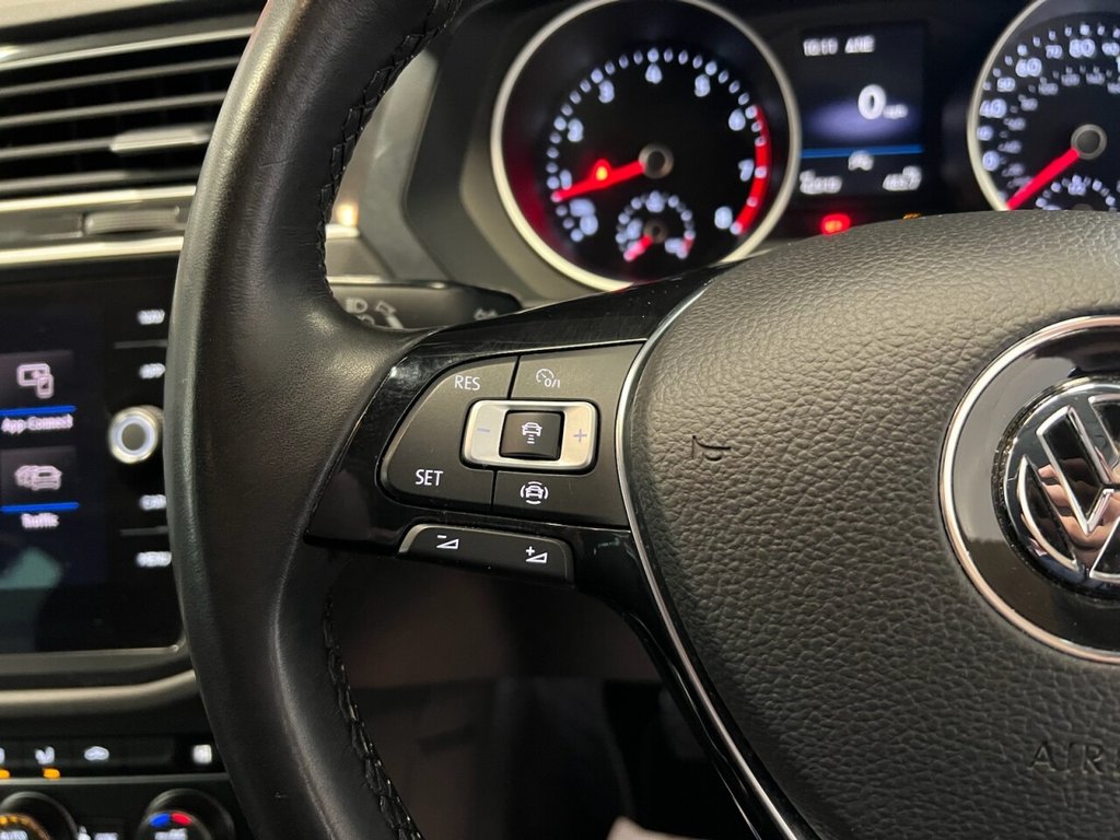 Used Volkswagen Tiguan 2020 for sale - 76367857: Photo 35
