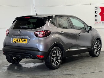 Used Renault Captur 2018 for sale - 77477592: Photo