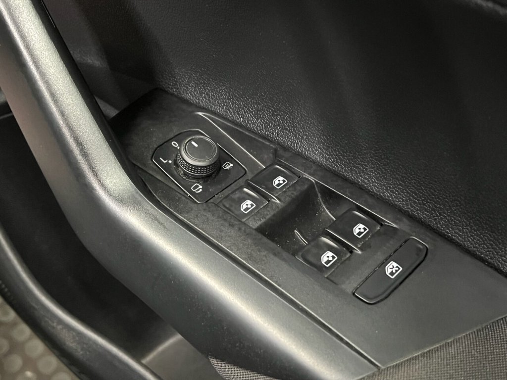 Used Volkswagen Polo 2021 for sale - 76470441: Photo 9