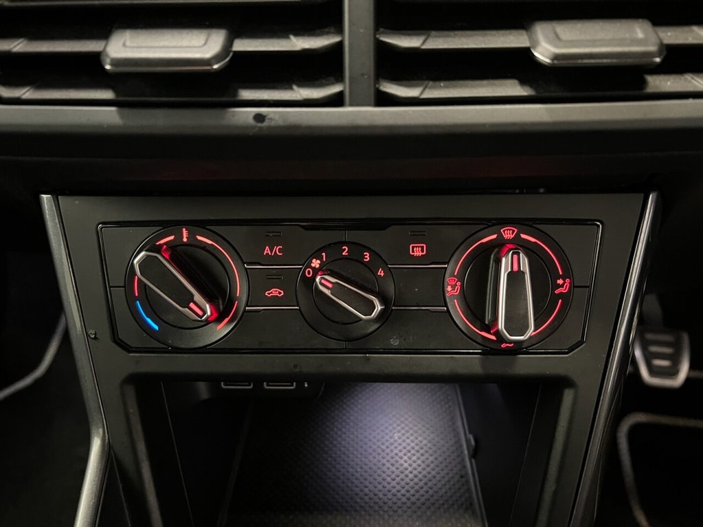 Used Volkswagen Polo 2018 for sale - 77477443: Photo 25