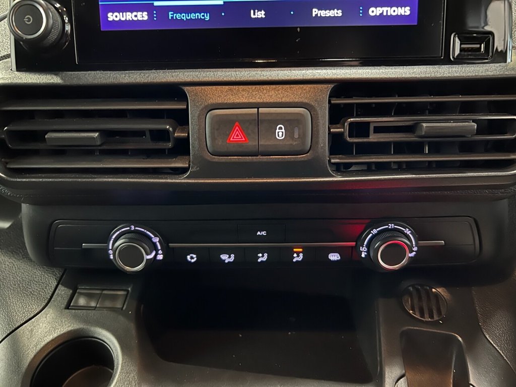 Used Peugeot Partner 2022 for sale - 76439152: Photo 23