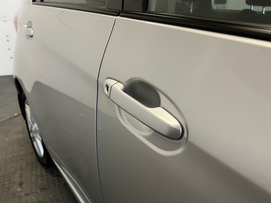 Used Toyota Verso 2013 for sale - 77642707: Photo 11