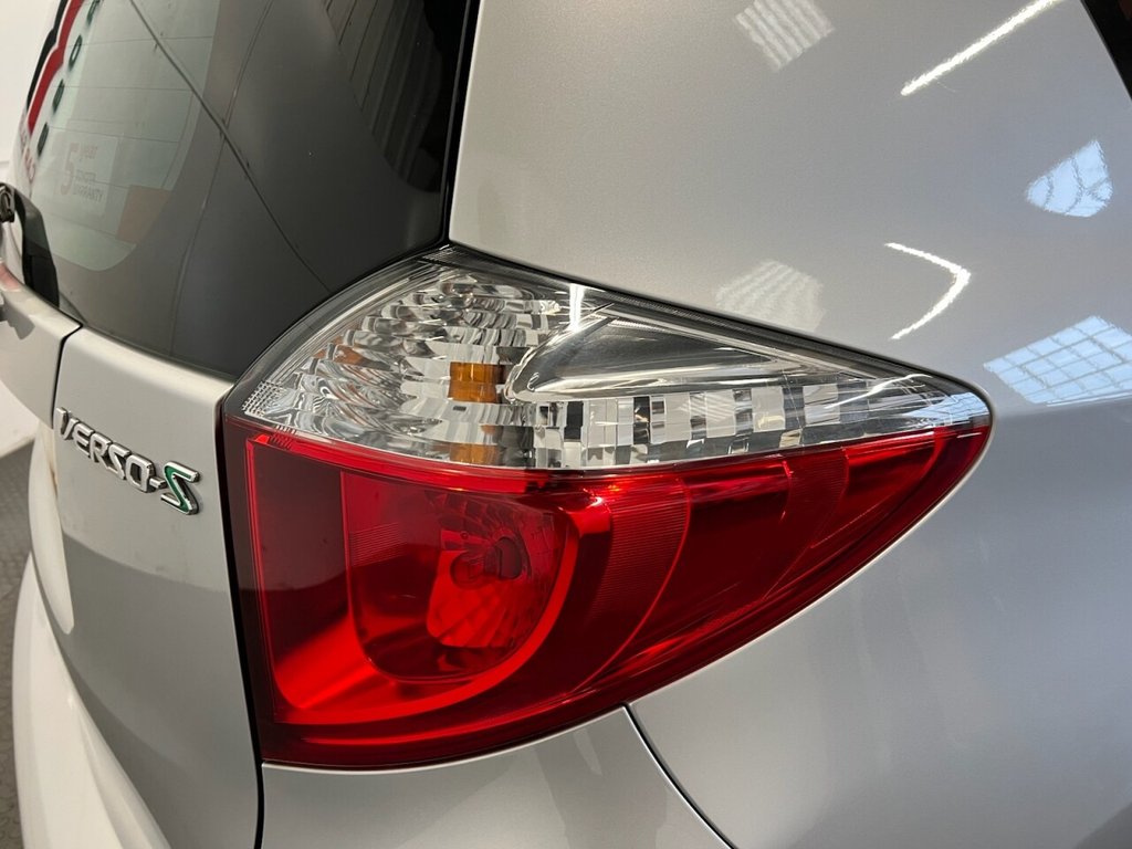 Used Toyota Verso 2013 for sale - 77642707: Photo 12