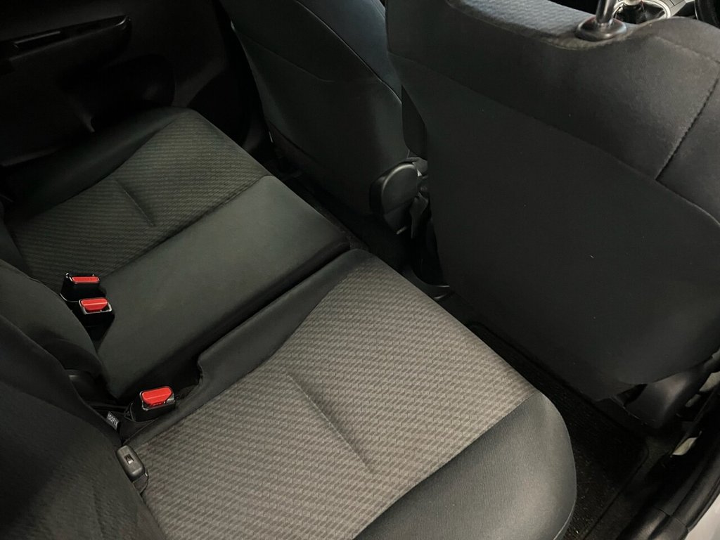 Used Toyota Verso 2013 for sale - 77642707: Photo 17