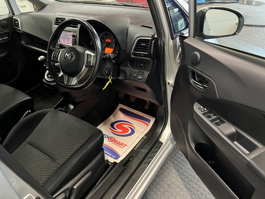 Used Toyota Verso 2013 for sale - 77642707: Photo 19