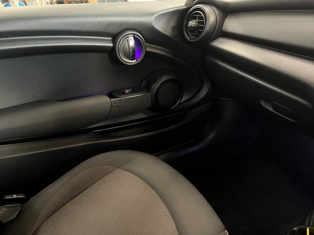 Used MINI Hatch 2019 for sale - 76386678: Photo 32