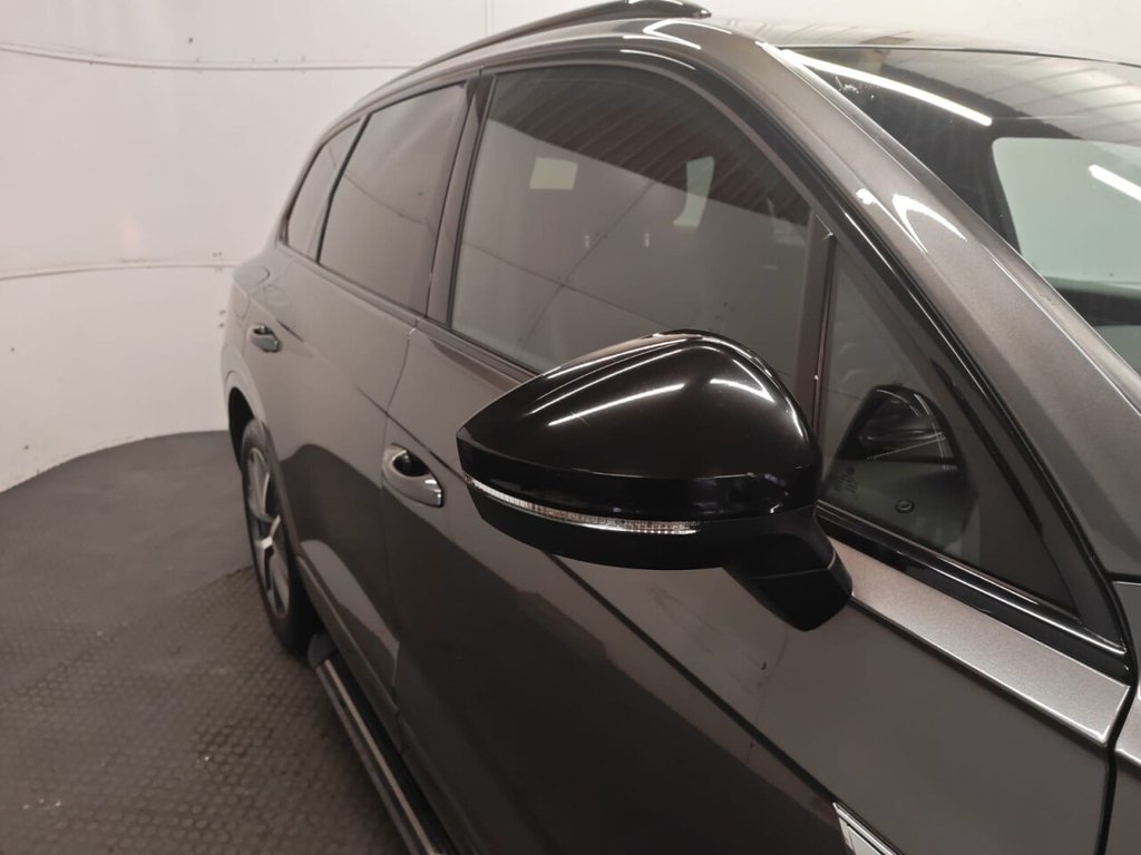 Used Volkswagen Touareg 2018 for sale - 77780270: Photo 10