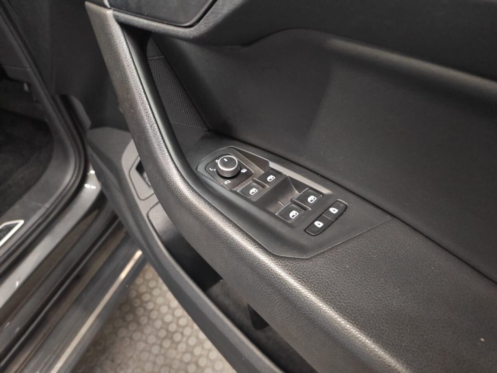 Used Volkswagen Touareg 2018 for sale - 77780270: Photo 22