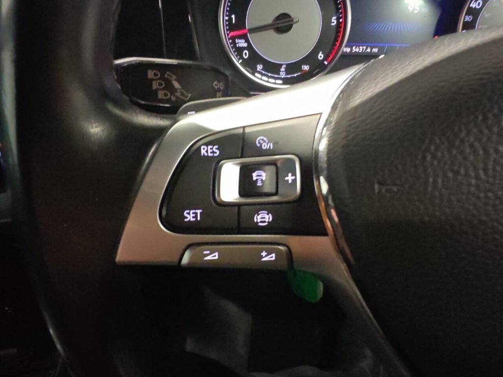 Used Volkswagen Touareg 2018 for sale - 77780270: Photo 29