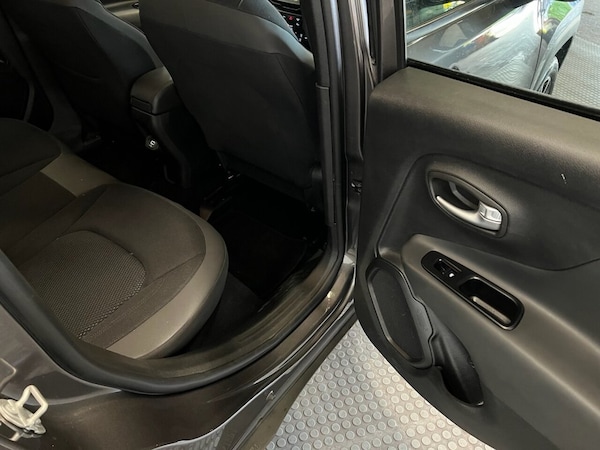 Used Jeep Renegade 2020 for sale - 75666513: Photo 15