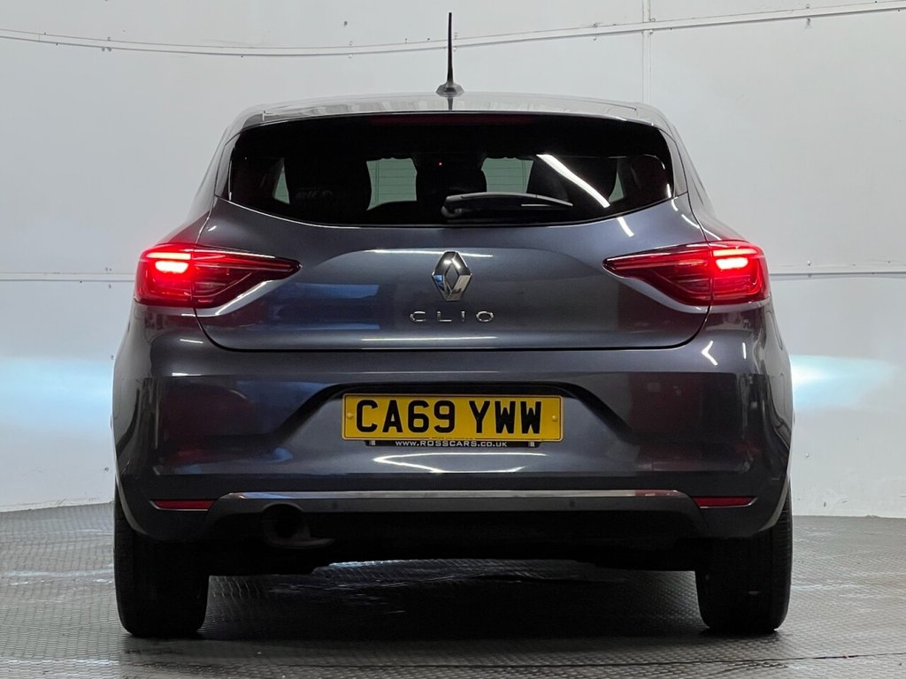 Used Renault Clio 2020 for sale - 77368850: Photo 4