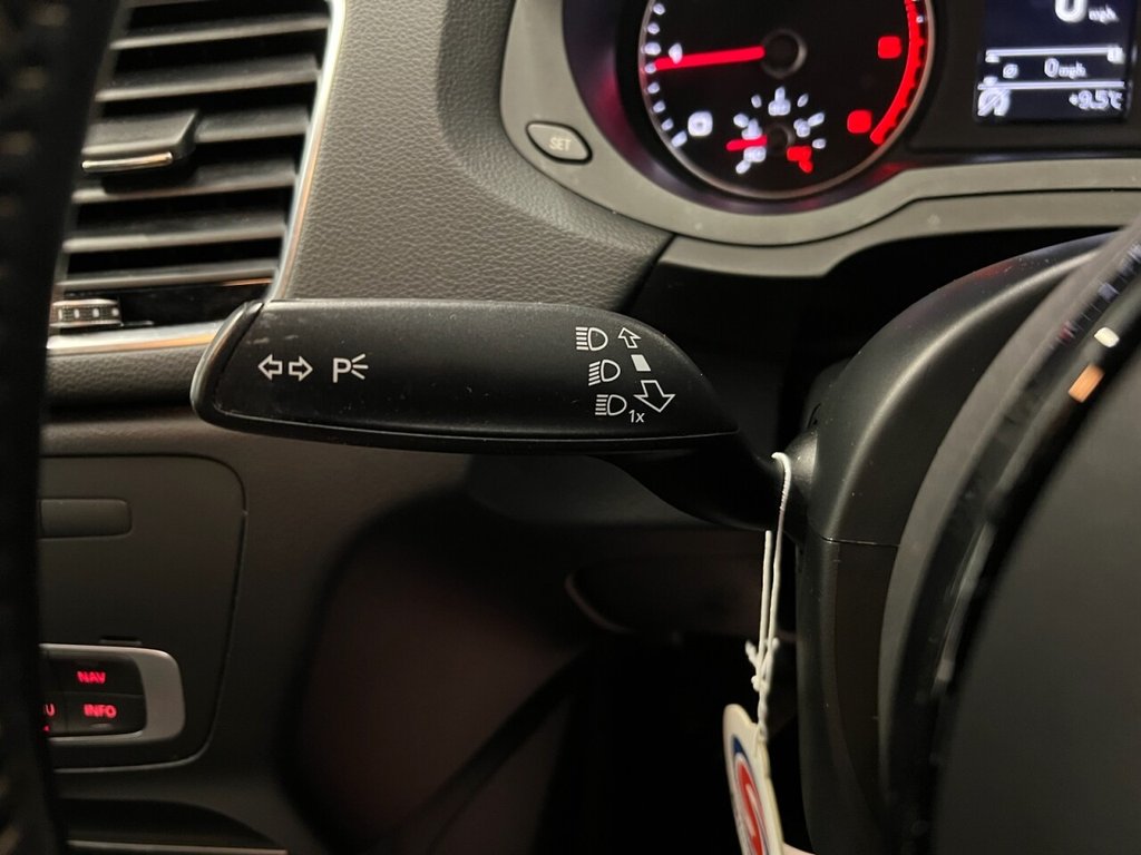 Used Audi Q3 2015 for sale - 77226798: Photo 33