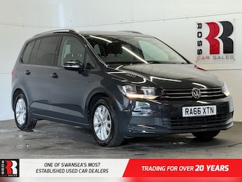 Used Volkswagen Touran 2017 for sale - 75923449: Photo