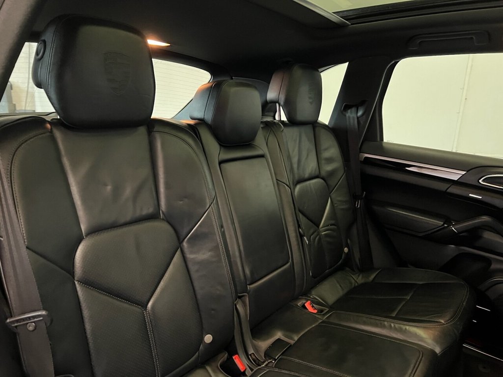 Used Porsche Cayenne 2014 for sale - 78181885: Photo 19