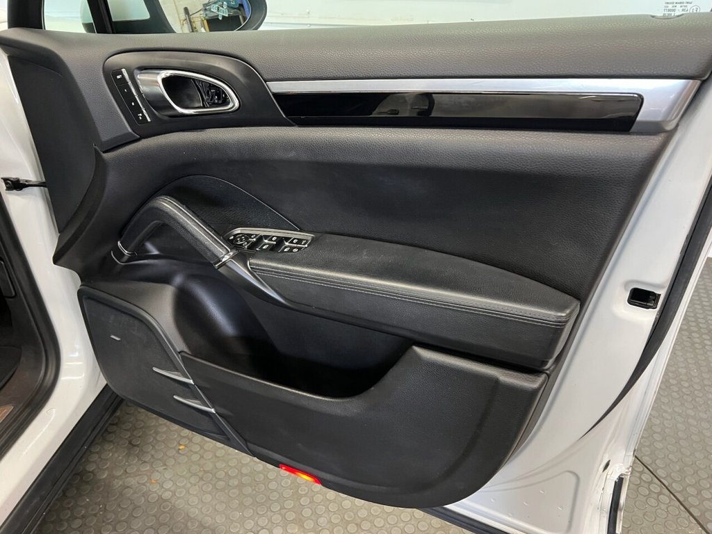 Used Porsche Cayenne 2014 for sale - 78181885: Photo 20