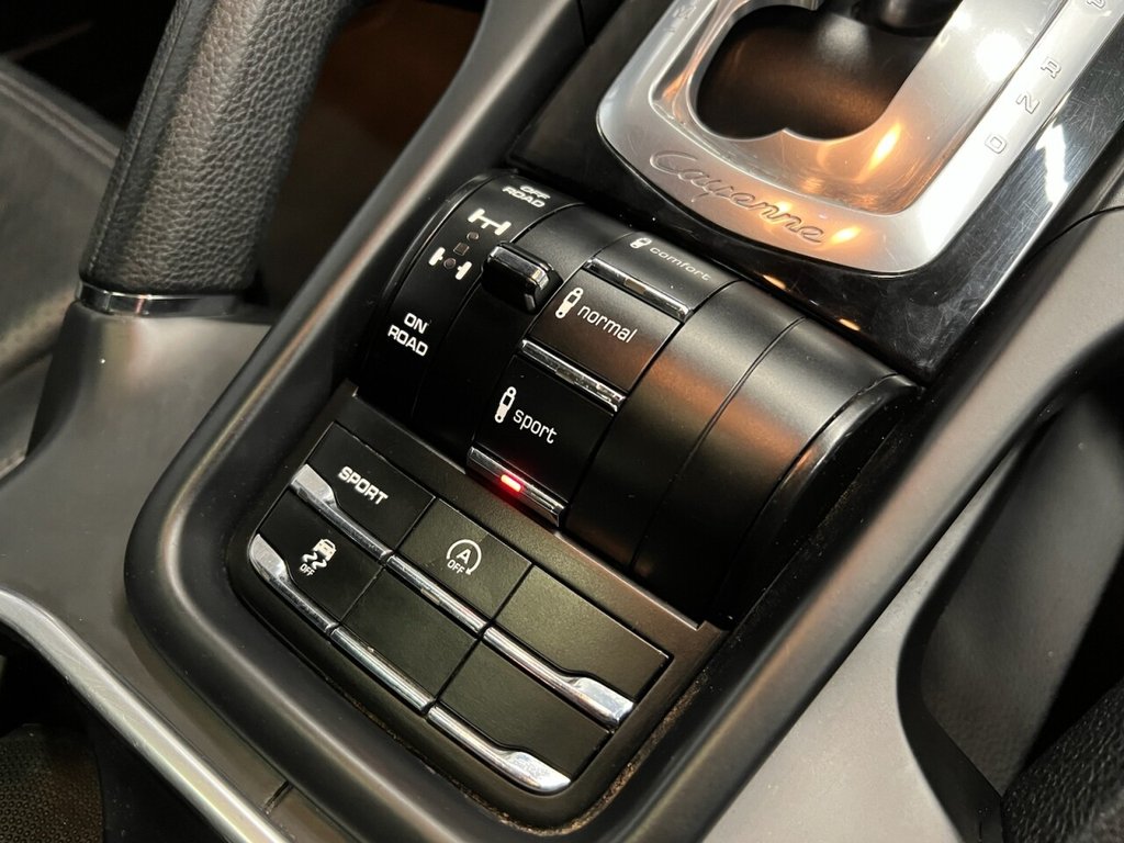 Used Porsche Cayenne 2014 for sale - 78181885: Photo 27