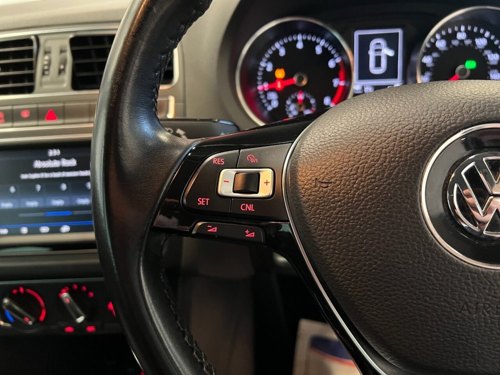 Used Volkswagen Polo 2017 for sale - 76406886: Photo 32