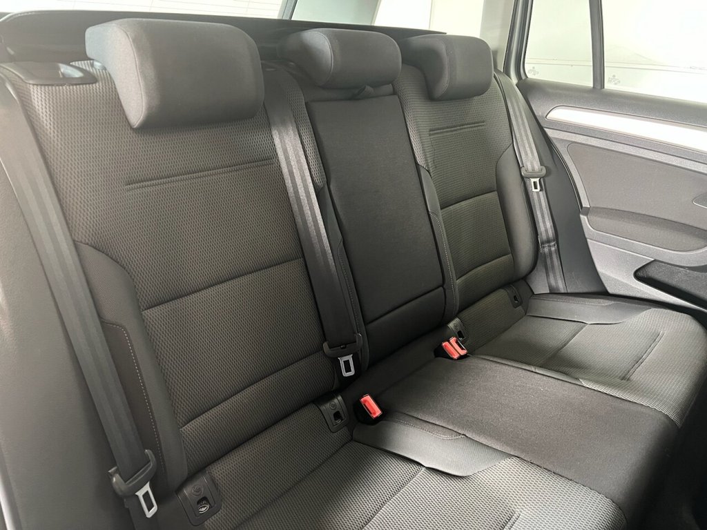 Used Volkswagen Golf 2015 for sale - 77952247: Photo 16