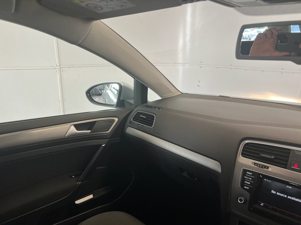 Used Volkswagen Golf 2015 for sale - 77952247: Photo 29