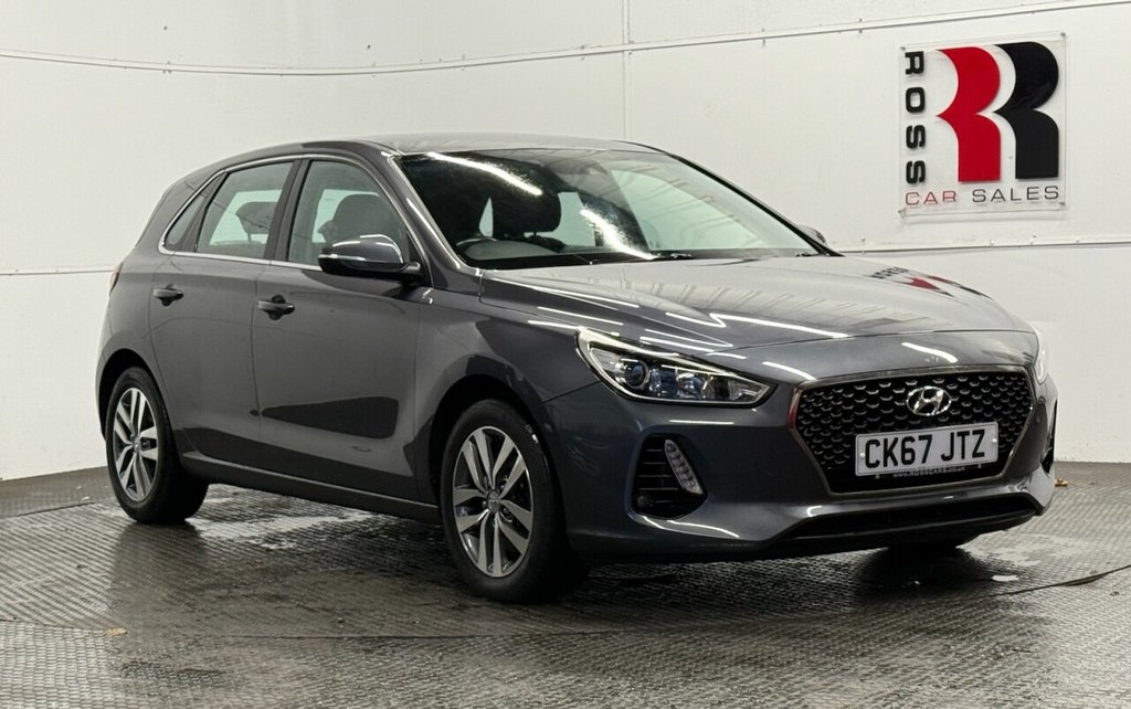 Used Hyundai i30 2017 for sale - 76469712: Photo 1