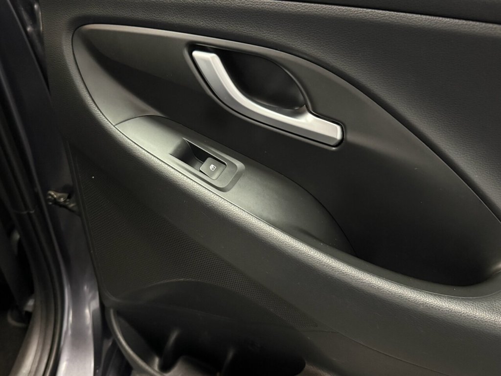 Used Hyundai i30 2017 for sale - 76469712: Photo 20