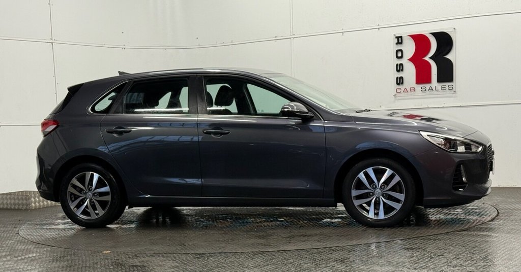 Used Hyundai i30 2017 for sale - 76469712: Photo 3