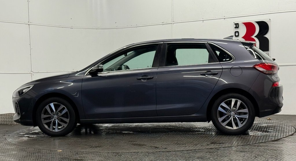 Used Hyundai i30 2017 for sale - 76469712: Photo 6