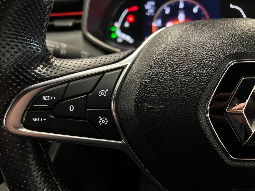 Used Renault Clio 2020 for sale - 77520521: Photo 32