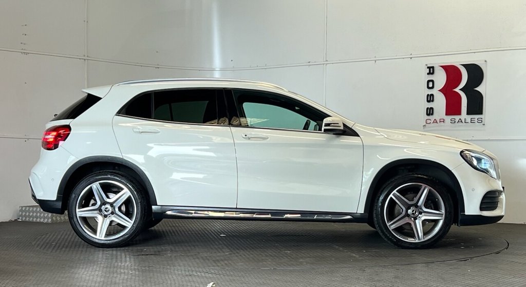 Used Mercedes-Benz 180 2018 for sale - 75986062: Photo 2