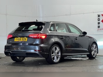 Used Audi A3 2018 for sale - 76883188: Photo