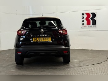 Used Renault Captur 2019 for sale - 76496231: Photo