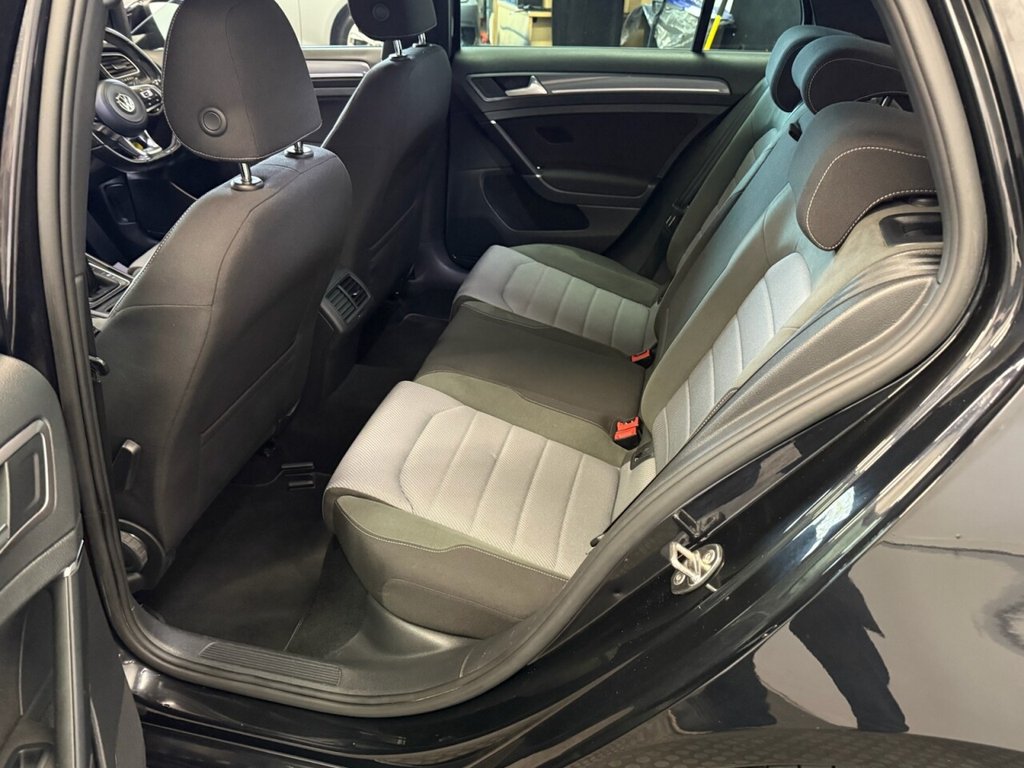 Used Volkswagen Golf 2016 for sale - 76496244: Photo 20