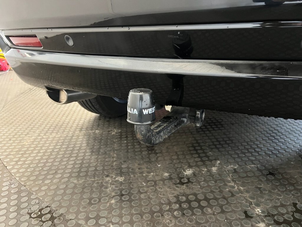 Used Land Rover Freelander 2012 for sale - 76923228: Photo 13