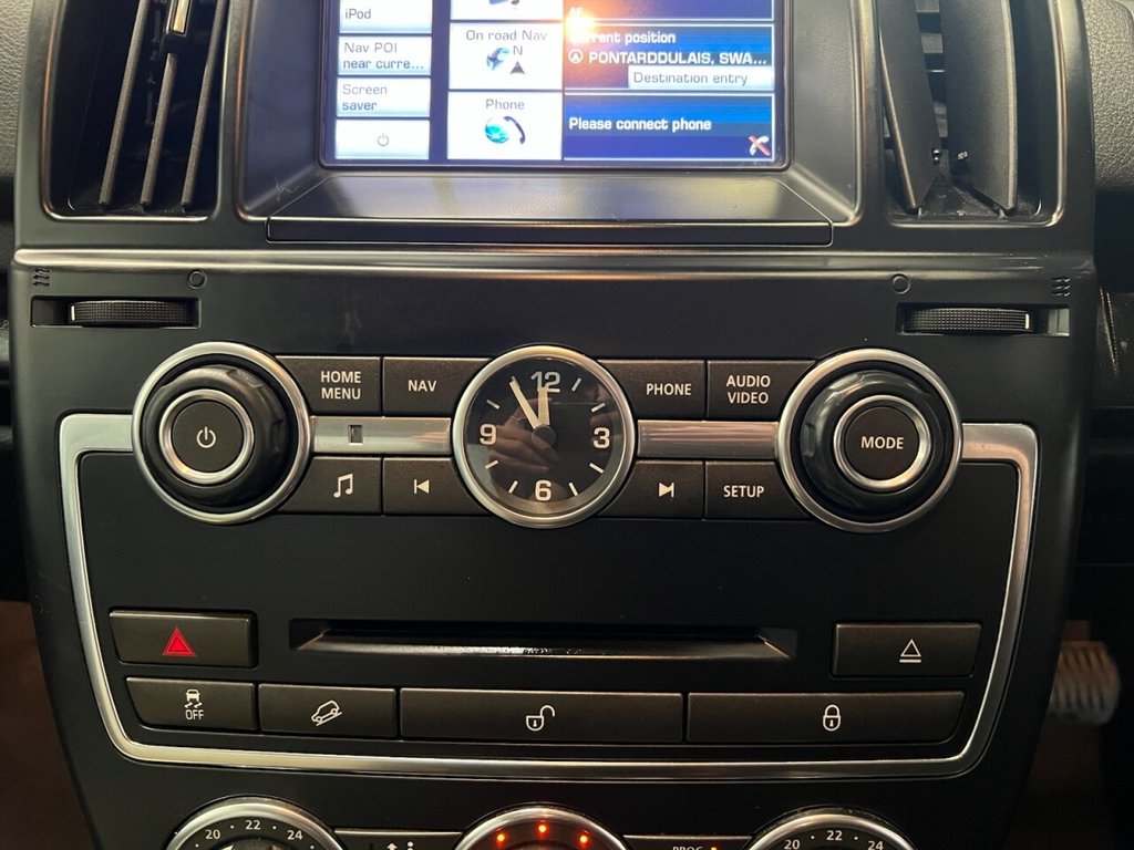 Used Land Rover Freelander 2012 for sale - 76923228: Photo 28