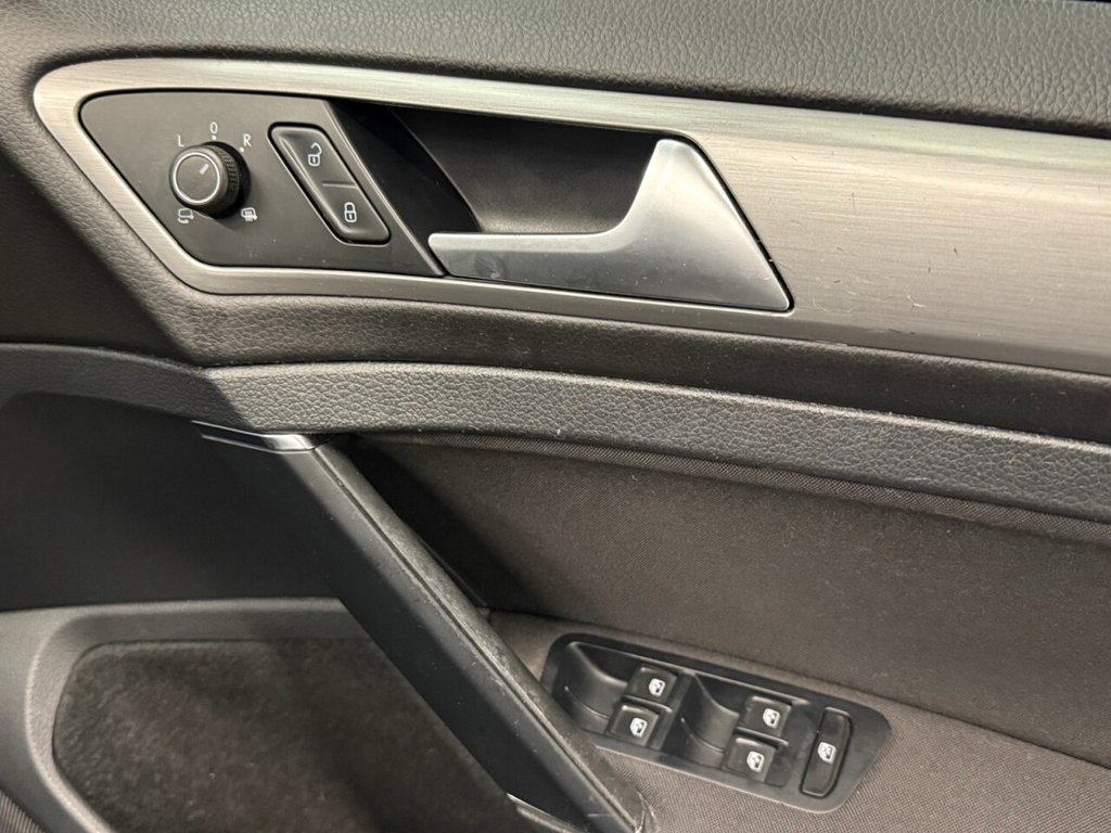 Used Volkswagen Golf 2016 for sale - 76469759: Photo 13
