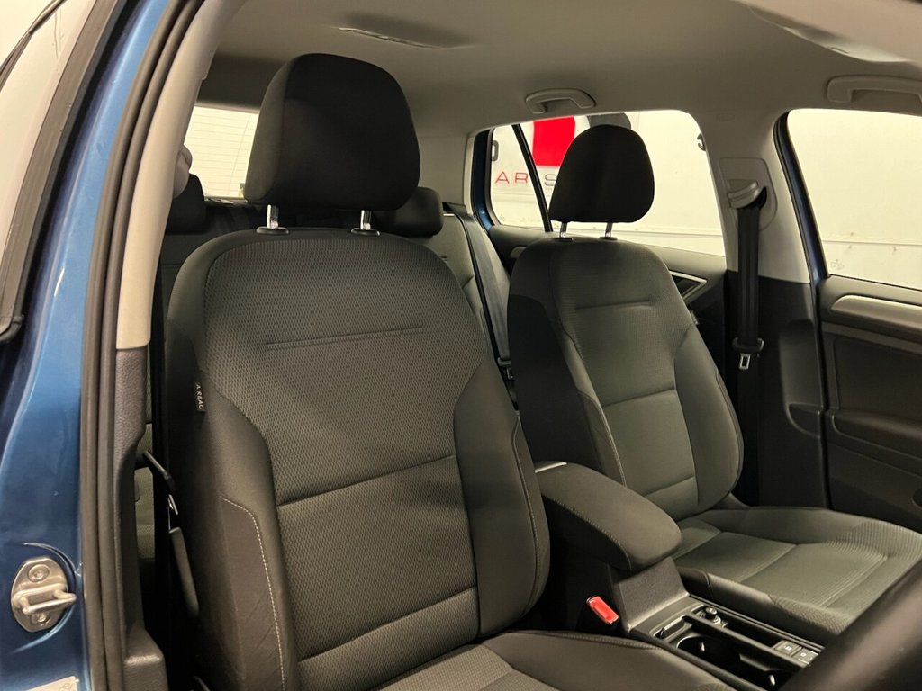 Used Volkswagen Golf 2014 for sale - 76783457: Photo 22