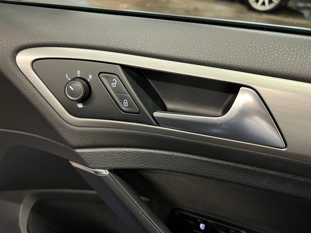 Used Volkswagen Golf 2014 for sale - 76783457: Photo 23