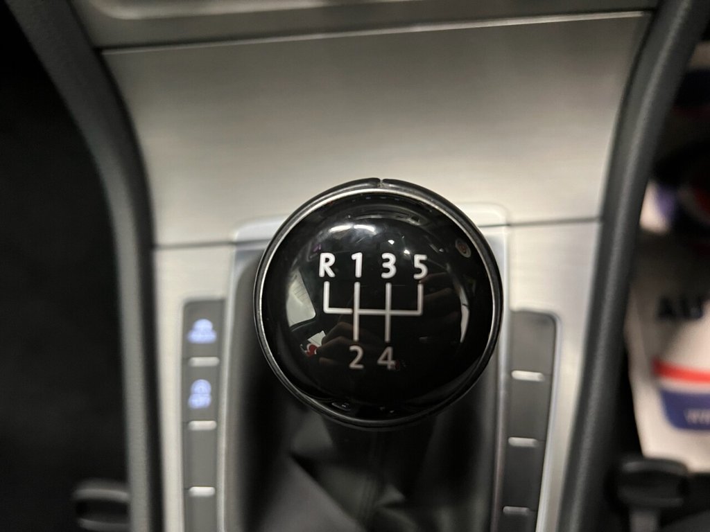 Used Volkswagen Golf 2014 for sale - 76783457: Photo 29