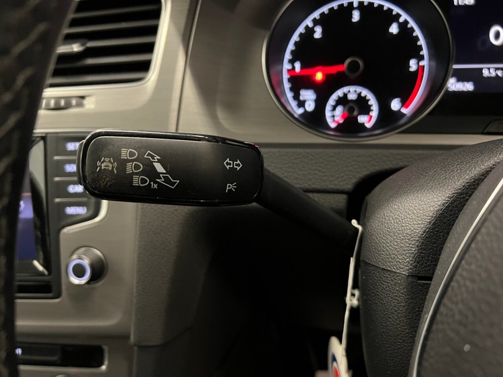 Used Volkswagen Golf 2014 for sale - 76783457: Photo 32