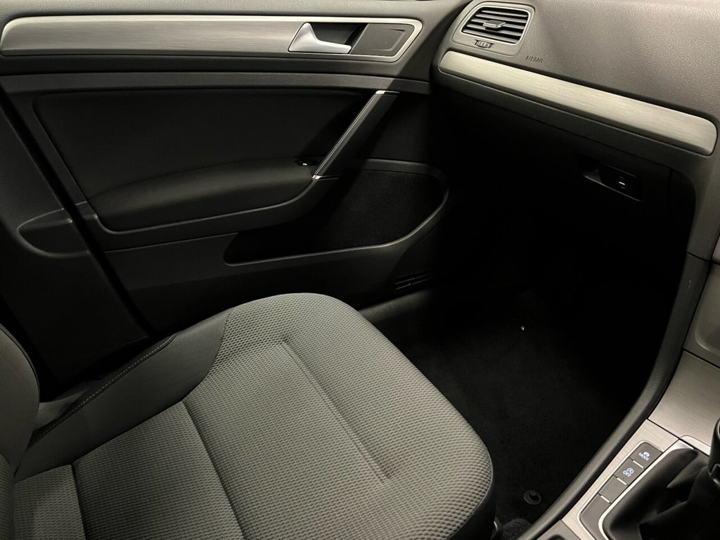 Used Volkswagen Golf 2014 for sale - 76783457: Photo 36