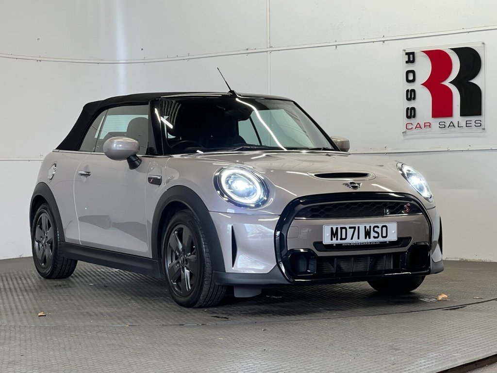 Used MINI Convertible 2022 for sale - 76386679: Photo 10